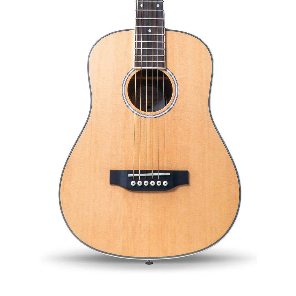 Guitare électro-acoustique format voyage de couleur naturelle