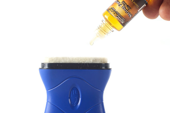 MusicNomad String Fuel Refill 0.5fl Bottle